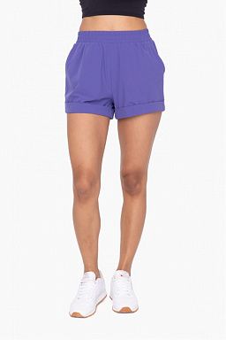 High-Waist Athleisure Shorts with Cuffed Leg